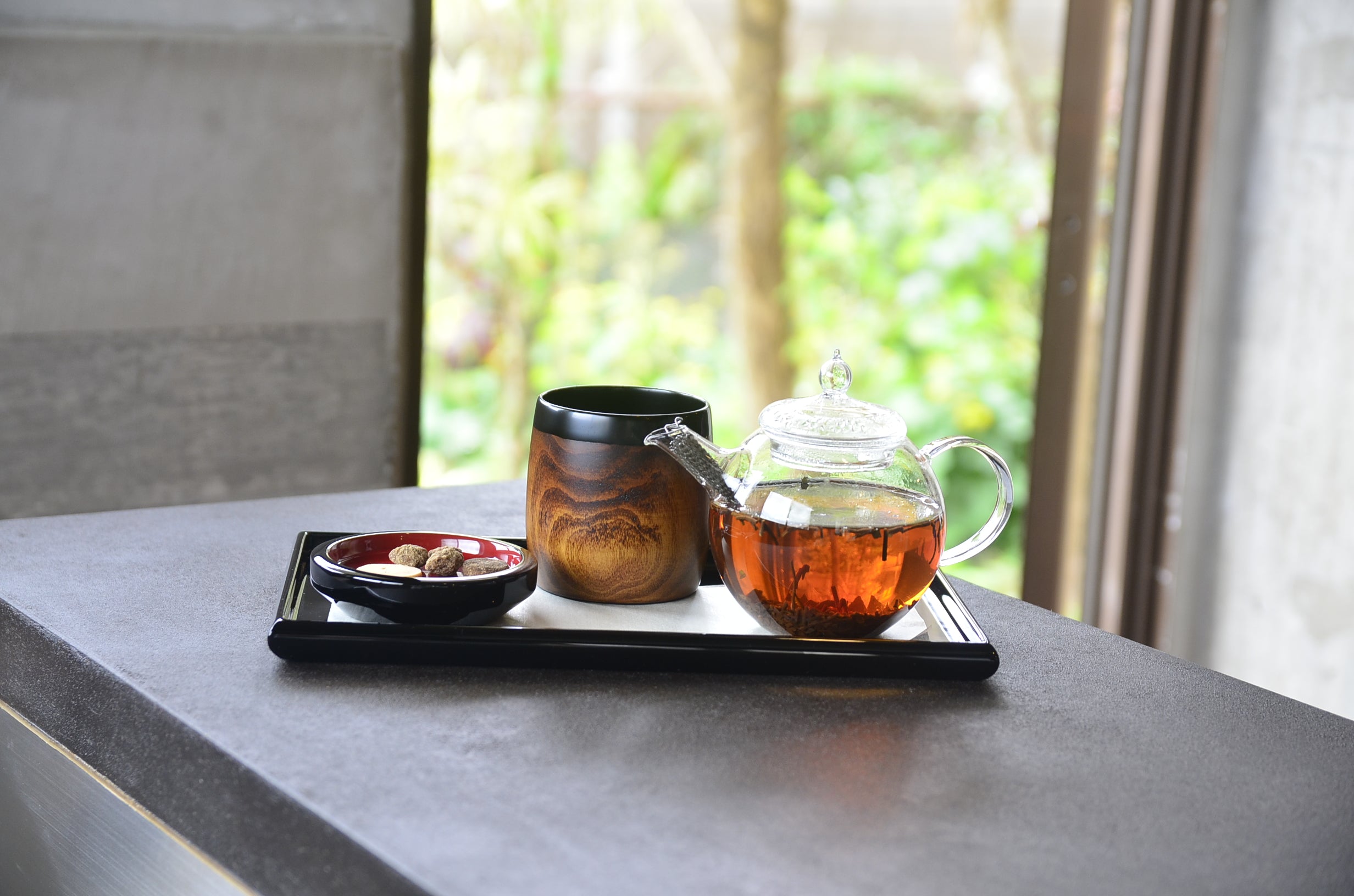 MENU – 角萬漆器