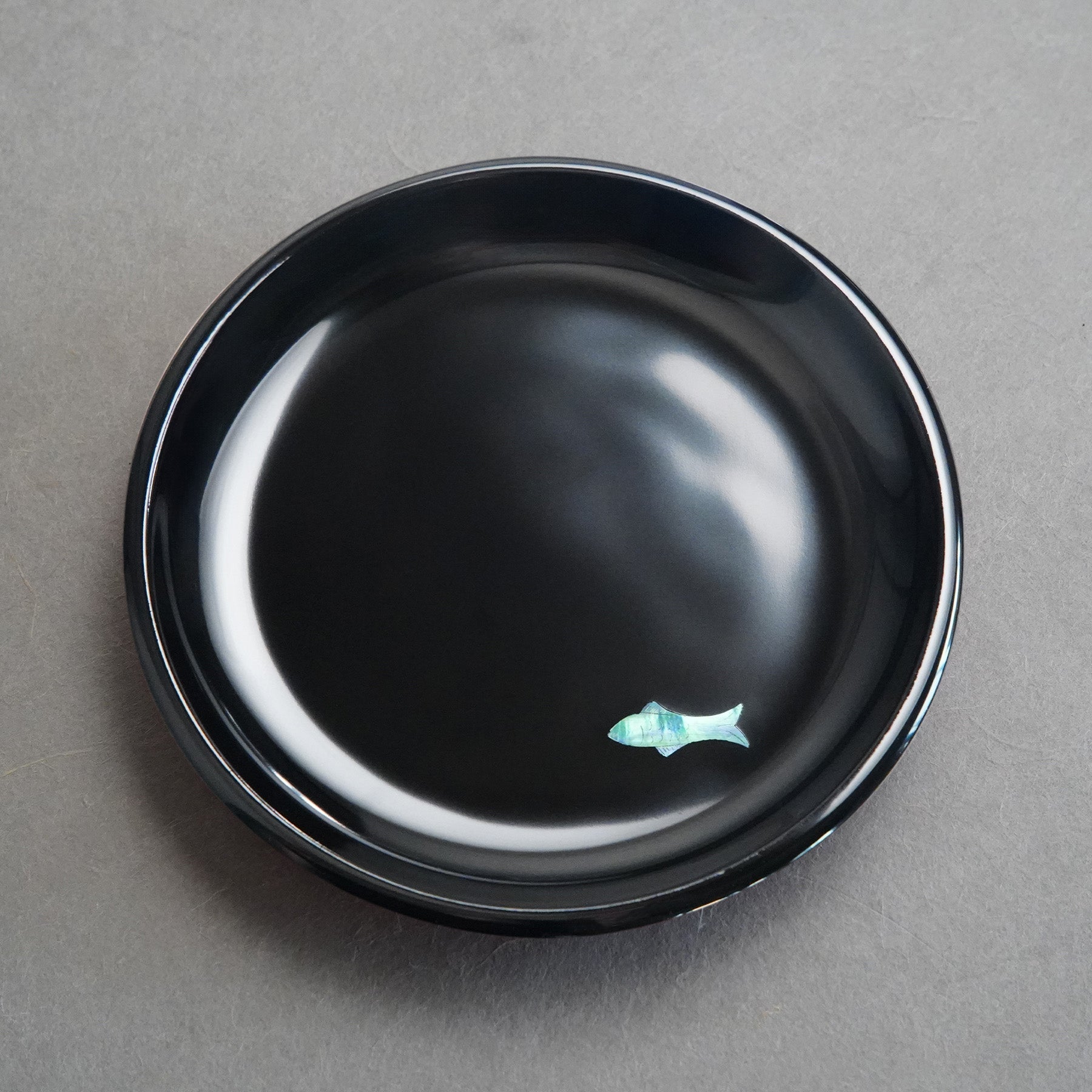 朝鮮美術 螺鈿細工 銘々皿  螺鈿漆器 黒漆螺鈿 菓子皿   5枚 朝鮮美術 螺鈿細工 銘々皿 螺鈿漆器 黒漆螺鈿 菓子皿 5枚